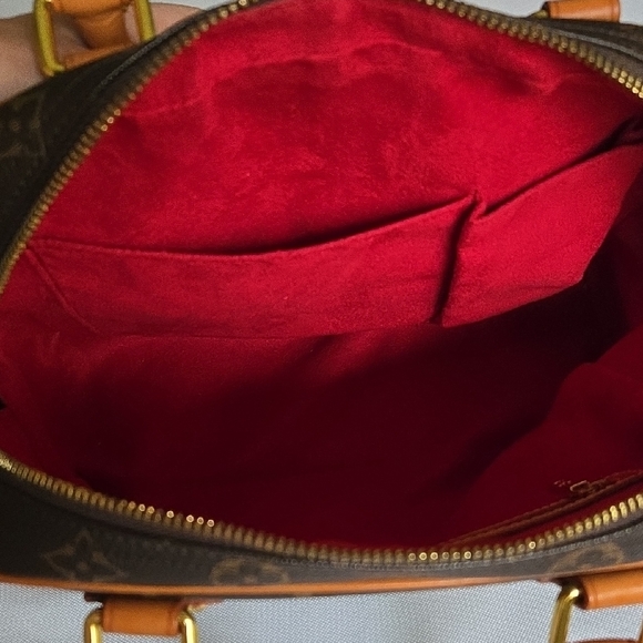 New Brown & Tan Top Handle Bag with Gold Accents - Picture 7 of 13